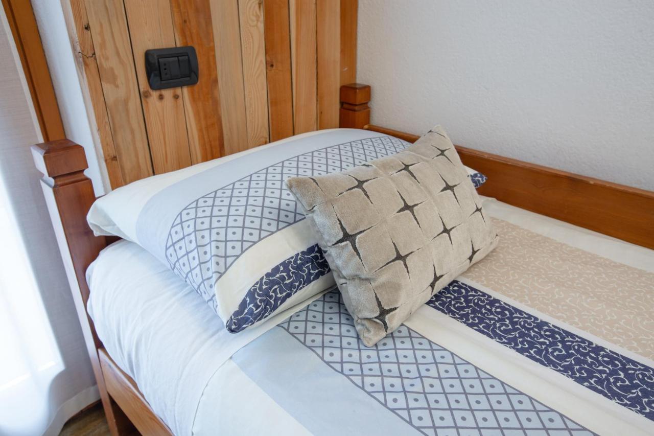 Hotel Biancospino Lanzada Eksteriør billede