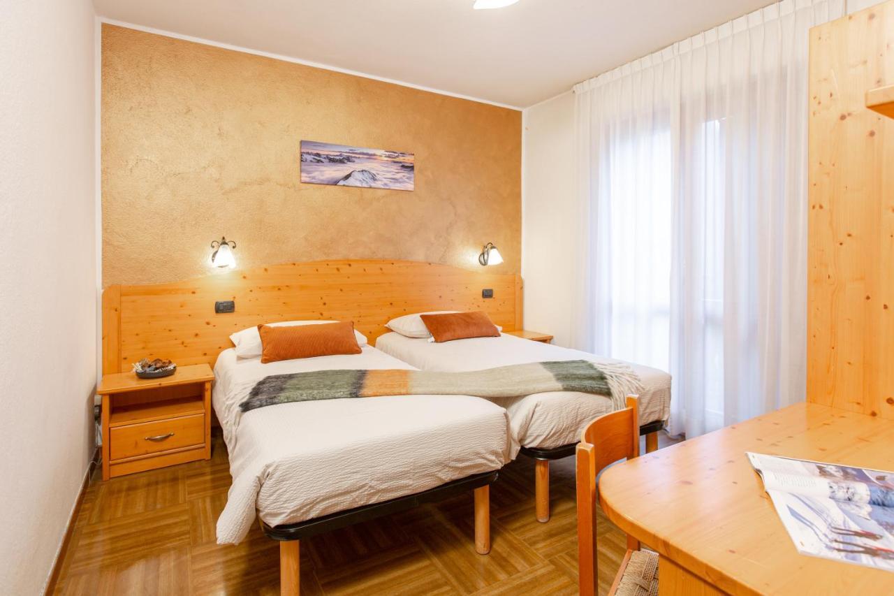 Hotel Biancospino Lanzada Eksteriør billede